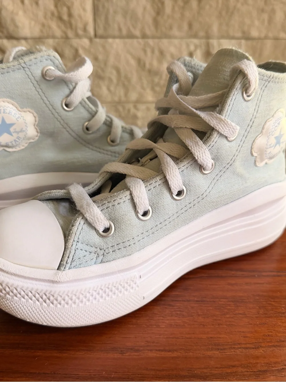 Converse kids high